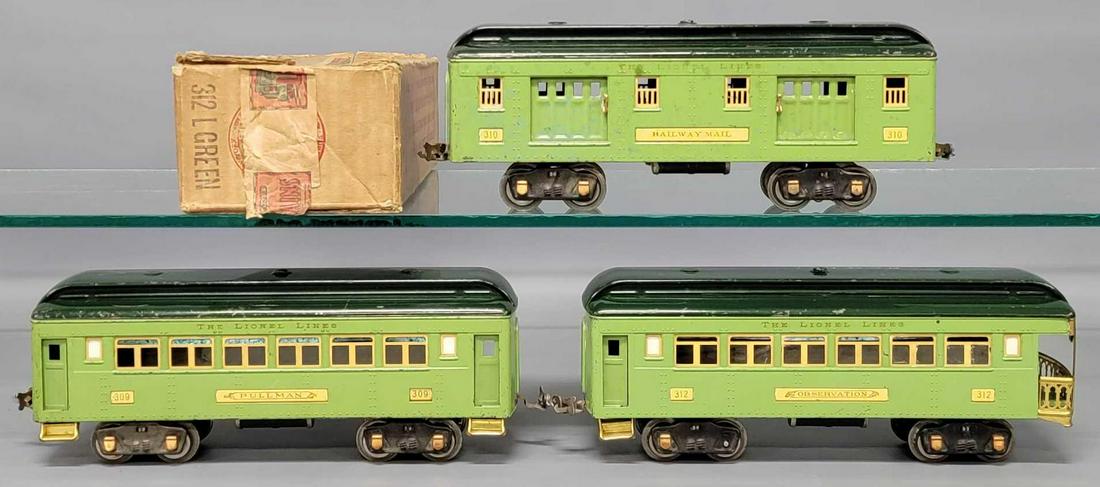 Lionel prewar standard gauge two tone green passenger cars with one OB (1 of 9)