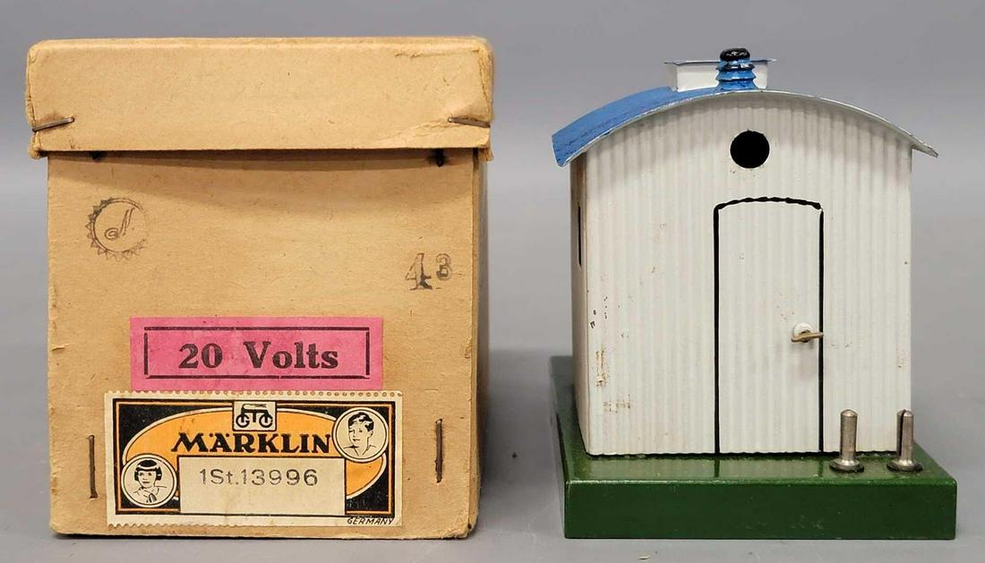 Marklin O gauge 13996 bell shack in original box (1 of 7)