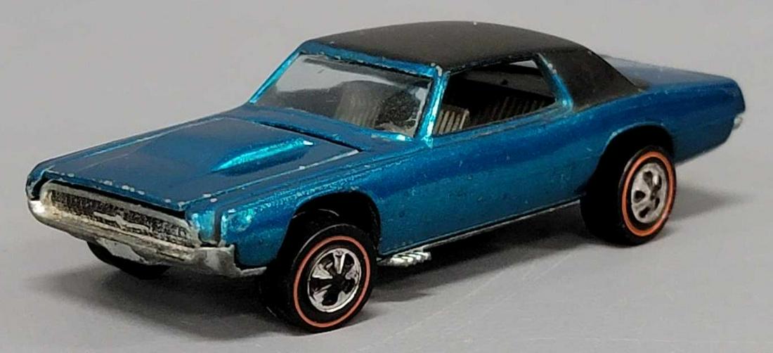 Redline Hot Wheels US aqua custom T-Bird gray interior (1 of 8)