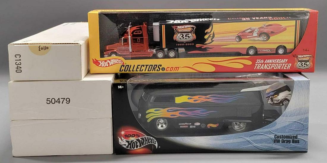 2003 Hot Wheels 35th anniversary transporter and 100% VW drag bus MIB (1 of 9)