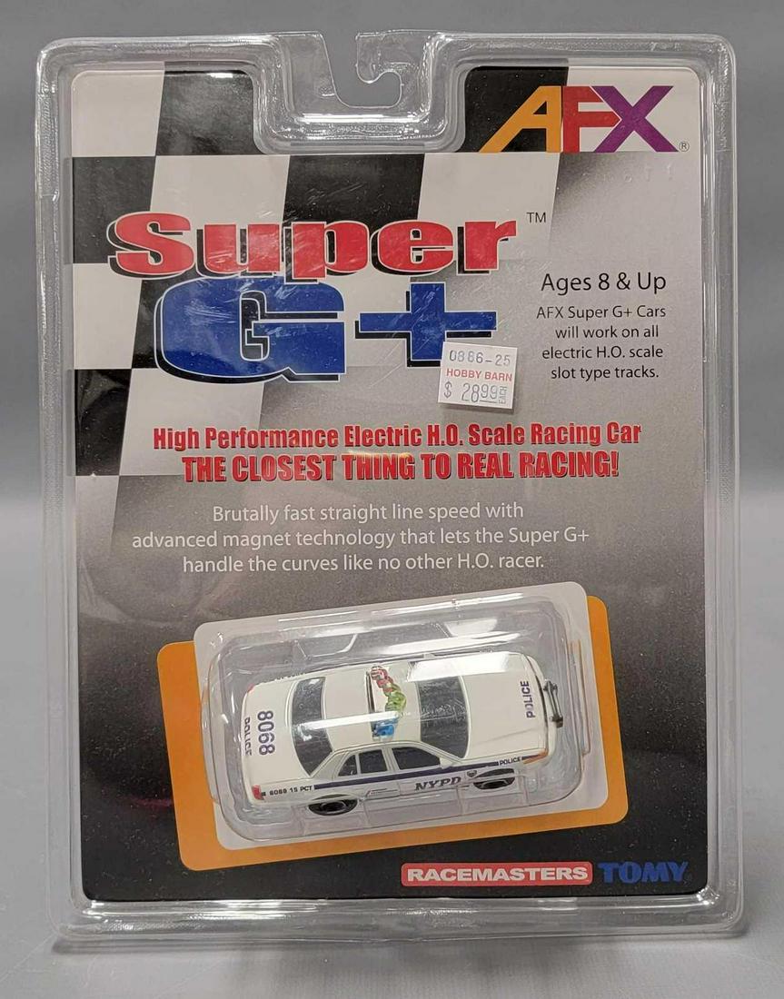 Tomy AFX Super G Plus NYPD 8068 HO slot car MOC (1 of 3)