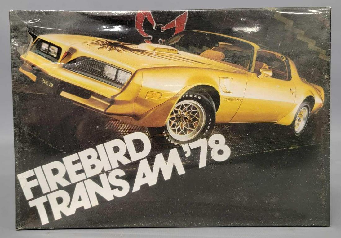 Factory sealed MPC 1978 Firebird Trans Am 1/25 scale model promo kit starlight black (1 of 6)