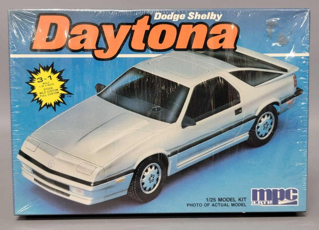 Factory sealed MPC Dodge Shelby Daytona 1/25 scale model kit 6208 (1 of 6)