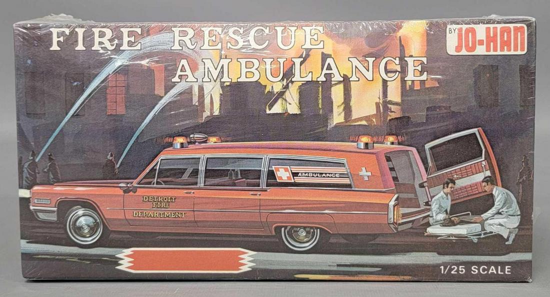 Factory Sealed Jo Han Cadillac Ambulance 1/25 Scale Model