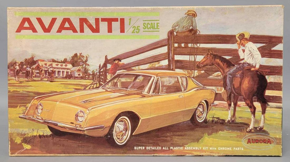 Unbuilt Aurora Studebaker Avanti 1/25 scale model kit 560-198 (1 of 7)