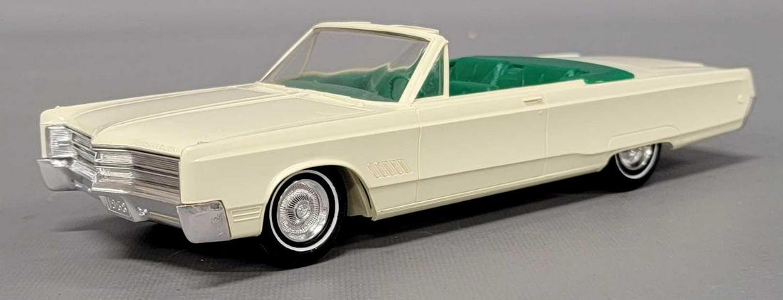 X-EL reissue 1968 Chrysler 300 convertible white promo car (1 of 7)