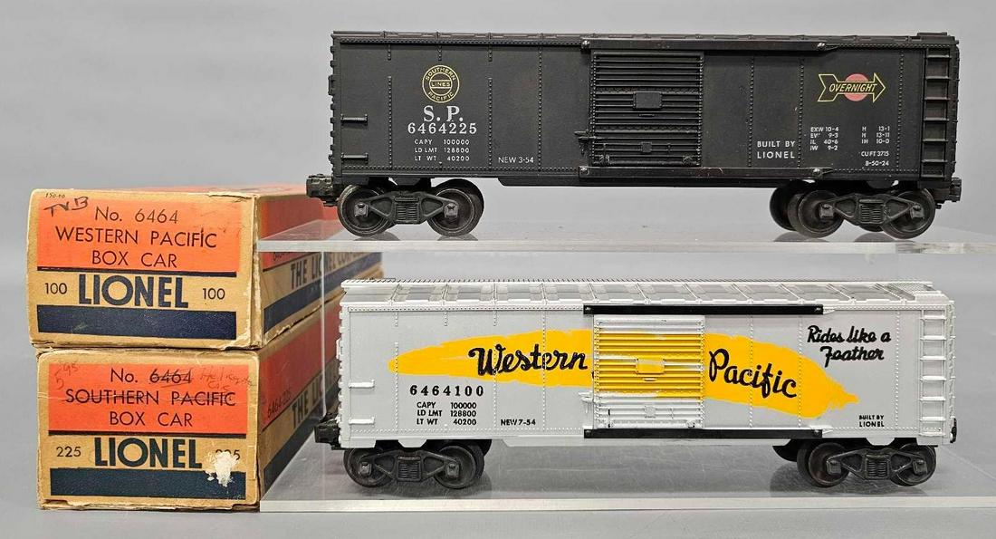 Lionel postwar O 6464 -100 -225 box cars in original boxes: Lionel postwar O 6464 -100 Western Pacific and -225 Southern Pacific box cars in original boxes, both show moderate run time but are C7 with good to very good original boxes as seen in the photos.