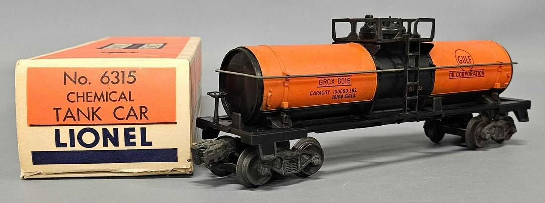 Lionel postwar O 6315 chemical tank car in original box BLT 1-56: Lionel postwar O 6315 chemical tank car in original box,. Car shows moderate run time and has BLT 1-56 on the sides, C7 in a very good original box as seen in the photos.