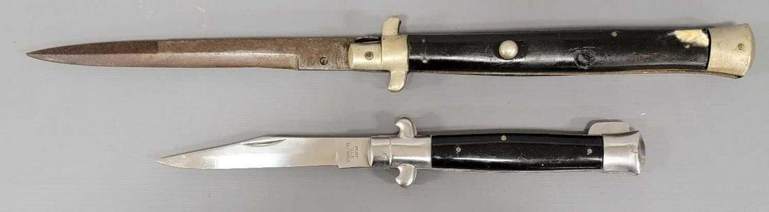 Two older switchblade style knives: Two older switchblade style knives. Neither of these will spring into action although the long one with a damaged handle was designed to do that. These measure 7 1/16 and 4 7/8 inches closed or 13 1/8