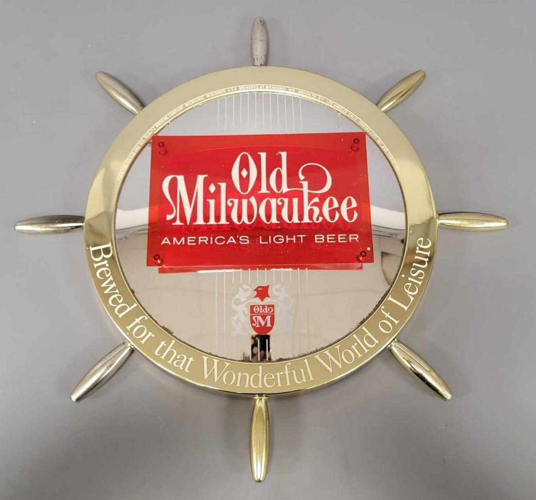 1962 Old Milwaukee ships wheel mirror: 1962 Old Milwaukee ships wheel mirror in excellent condition, overall 20 1/2 inches in diameter.