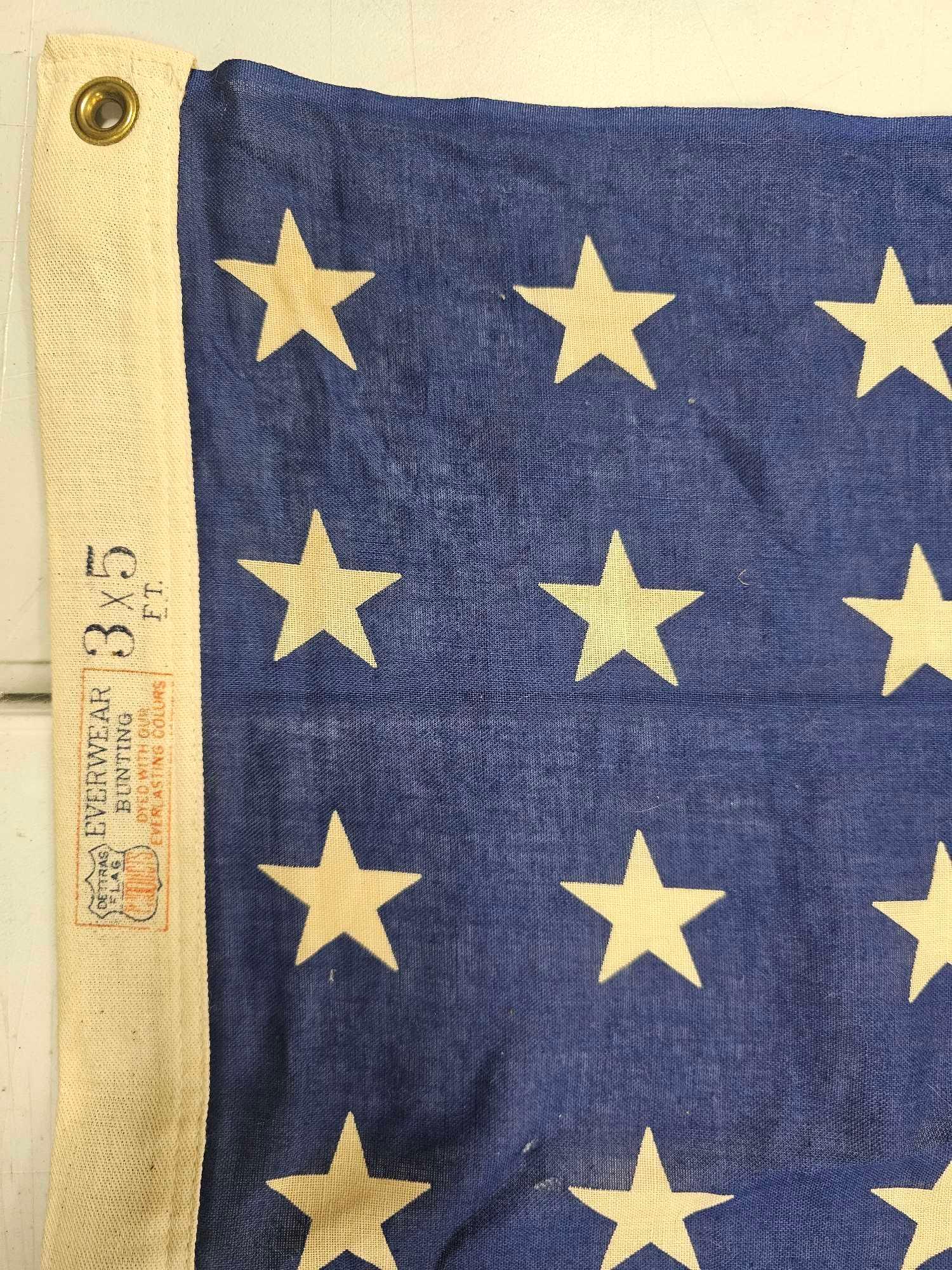 Nice Dettras Flag Products US 48 star flag: Nice Dettras Flag Products US 48 star flag, like new and measures 3 feet x 5 feet as seen in the photos.