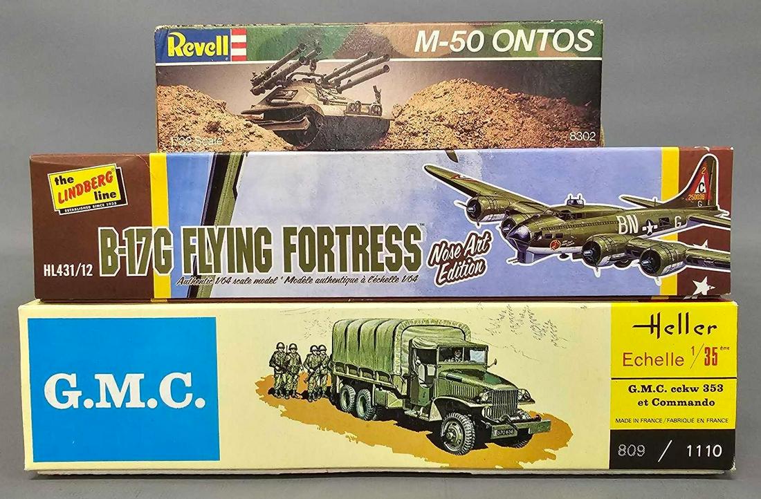 Three unbuilt model kits in original boxes (1 of 6)