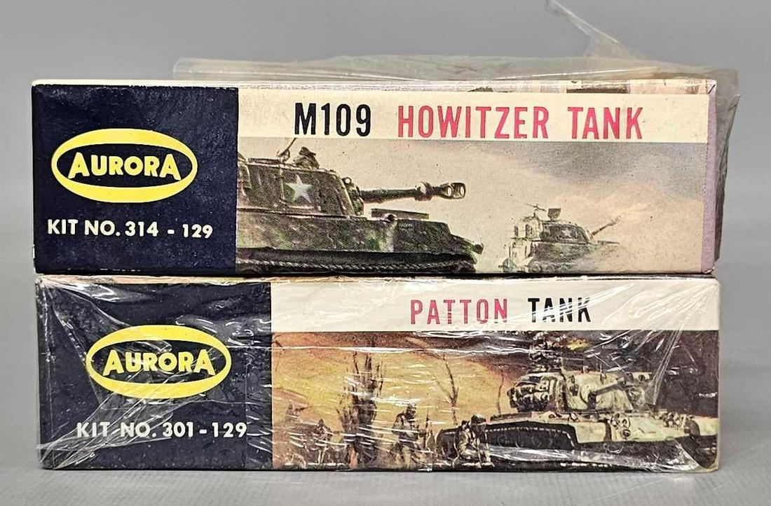 Two mint unbuilt Aurora US Army tank plastic model kits (1 of 6)