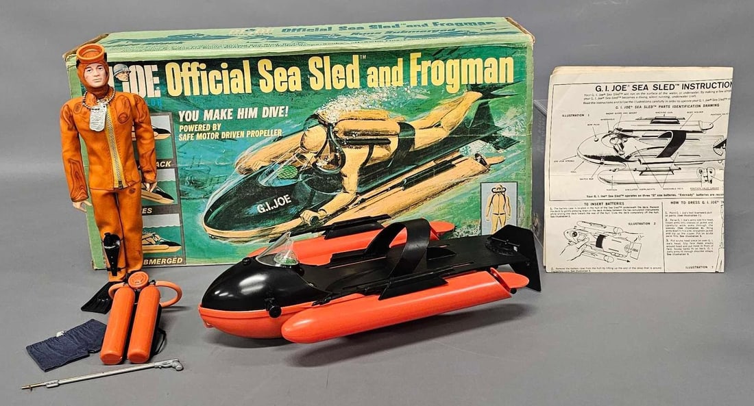 Vintage Hasbro GI Joe Sea Sled and Frogman in original box 8050: Vintage Hasbro GI Joe Sea Sled and Frogman in original box, stock number 8050. I am unsure as to what the details are on the figure because the outfit cannot be removed without damaging it beyond what