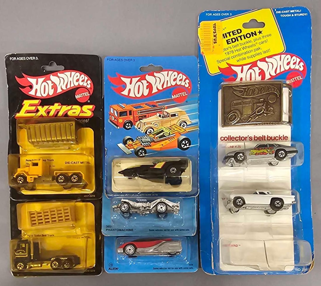 Group of Blackwall era Hot Wheels on sealed blister cards: Group of Blackwall era Hot Wheels on sealed blister cards to include XT-3, Speed Fleet Alien, Speed Demons Phantomachine, Extras Peterbilt dump truck and Ford stake bed truck plus a 1978 combination p