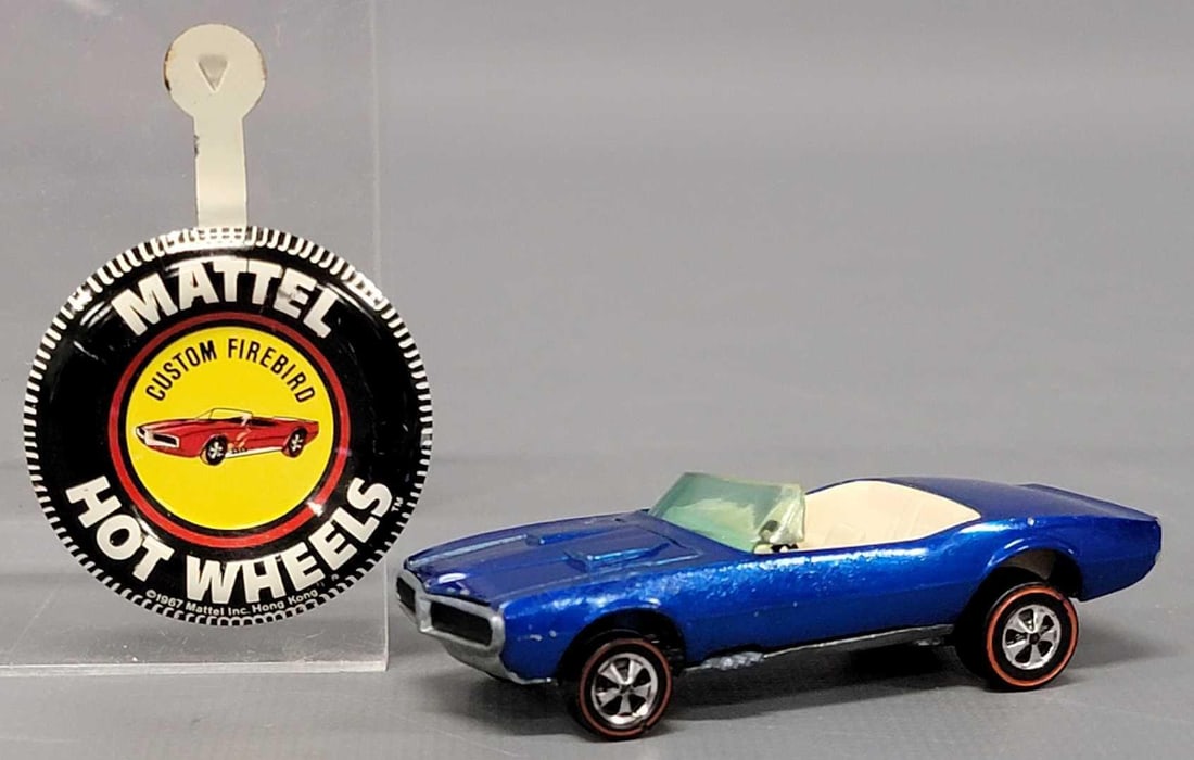 Redline Hot Wheels blue HK Custom Firebird with original metal button (1 of 9)