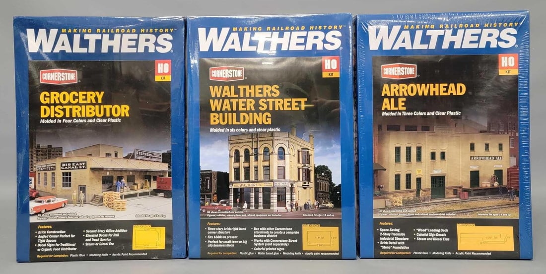 Three factory sealed Walthers Cornerstone building kits (1 of 5)