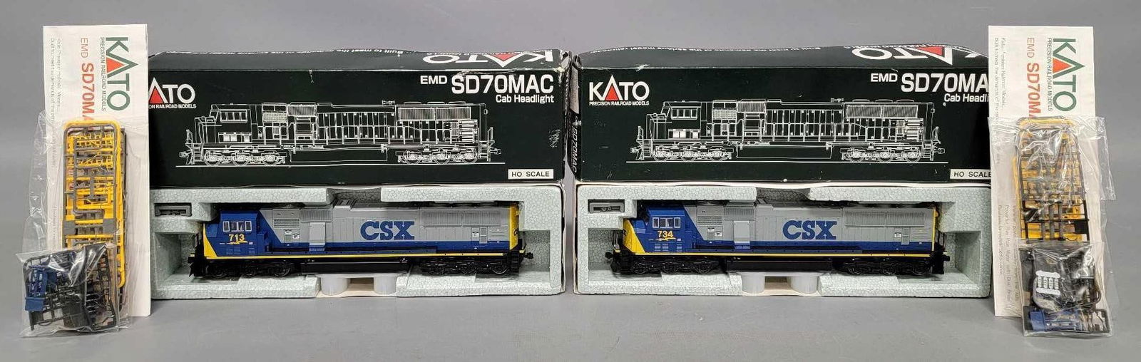 Two Kato HO scale CSX SD70MAC diesel locomotives in original boxes (1 of 6)