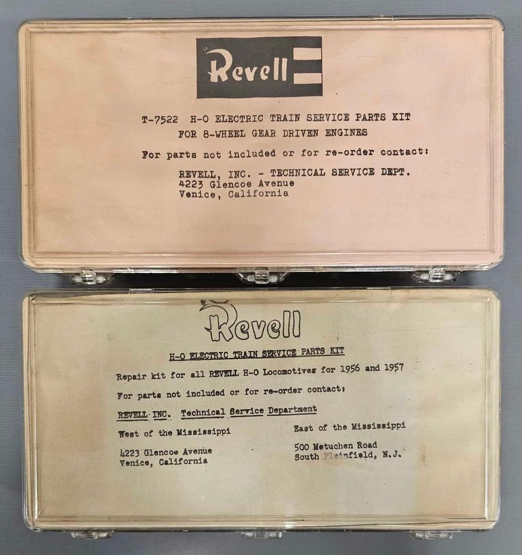 Two vintage Revell HO train service parts kits from service station (1 of 7)