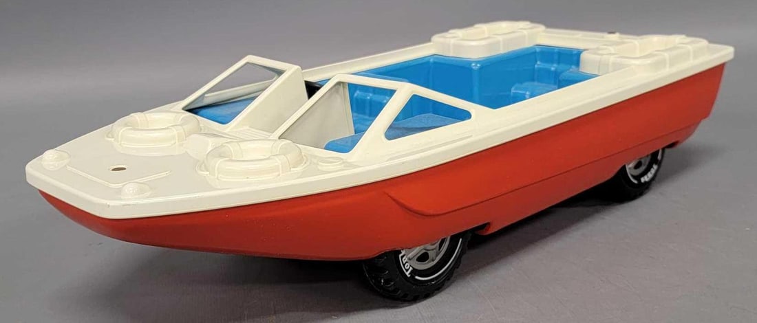 1970's Tonka plastic Alley Gator amphibious car: 1970s Tonka plastic Alley Gator amphibious car in near mint condition as seen in the photos.