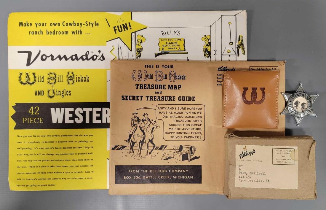 Great group of vintage Wild Bill Hickok items: Great group of vintage Wild Bill Hickok items to include a Kelloggs holster with Marshal badge in the original mailer that is very nice and clean but the wallet is split where it is bent over, Kellogg