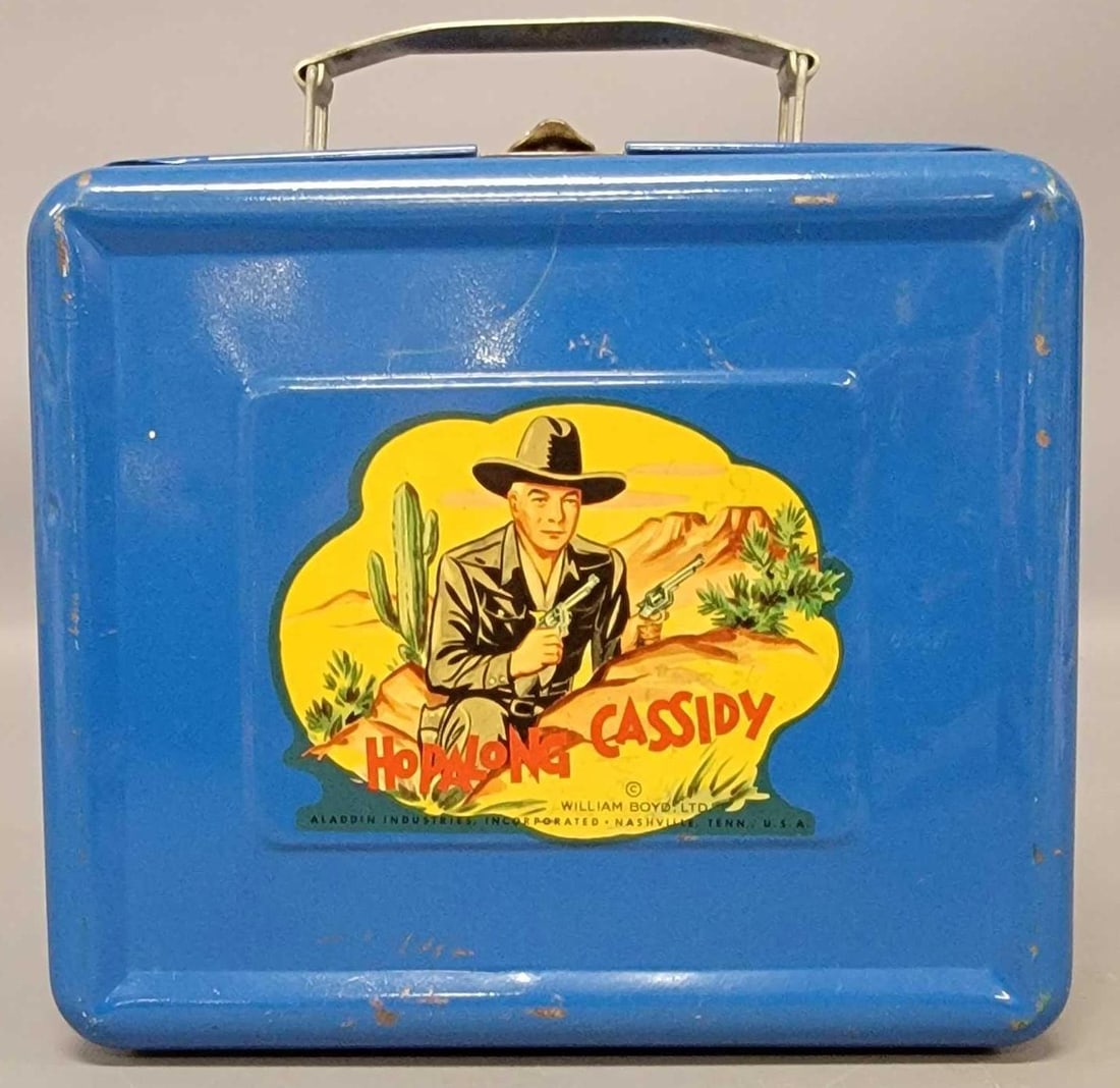 Aladdin Hopalong Cassidy lunch box: Aladdin Hopalong Cassidy lunch box in very good plus condition as seen in the photos.