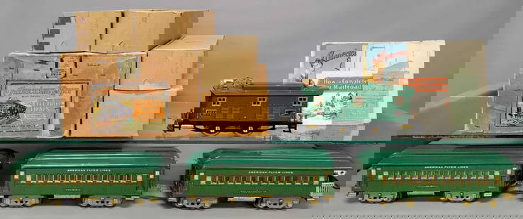 Boxed American Flyer wide gauge 1928-31 1472 The Eagle electric passenger set: Boxed American Flyer wide gauge 1928-31 1472 The Eagle electric passenger set. Set consists of 4644 dark green New Haven electric locomotive with gold painted windows, green lithographed cars to inclu