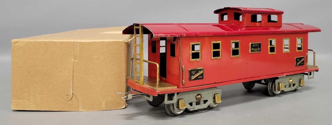 American Flyer wide gauge two tone red 4011 caboose in original box (1 of 9)