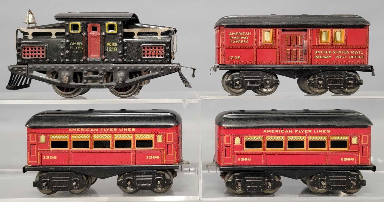 American Flyer Prewar narrow gauge O 1220 electric passenger set with 1218 in original box (1 of 12)
