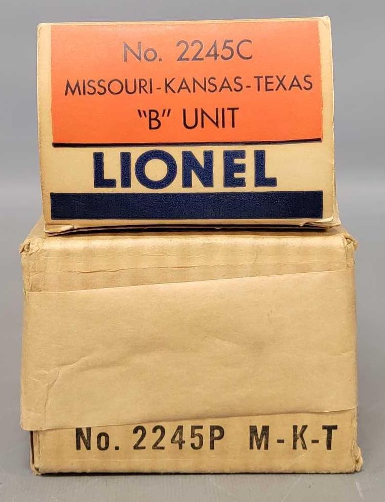 Lionel postwar O BRICK original boxes for 2245 MKT Texas Special diesel locomotives: Lionel postwar O brick original boxes for 2245 MKT Texas Special diesel locomotives. These are phenomenal examples, a likely upgrade to most collections. Both have original inserts but no paper wrap a
