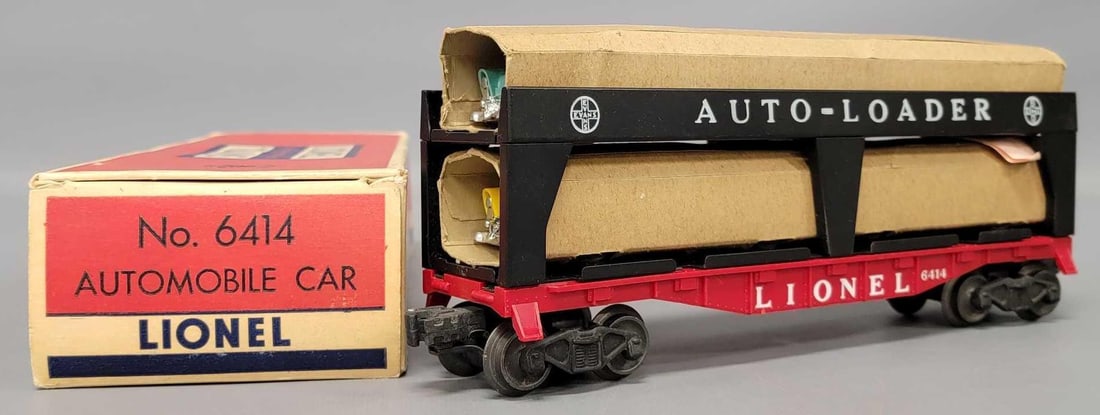 Lionel postwar O 6414 auto loader in original box with sleeved autos (1 of 9)