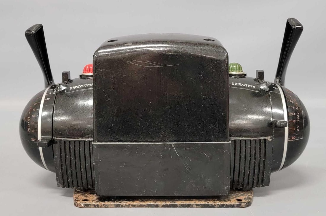 Lionel postwar 275W ZW transformer (1 of 6)