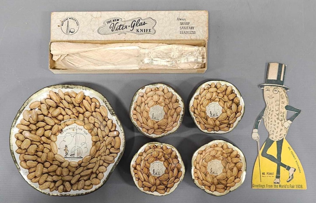 1939 New York World's Fair memorabilia Mr Peanut and Vitex Glas knife (1 of 11)