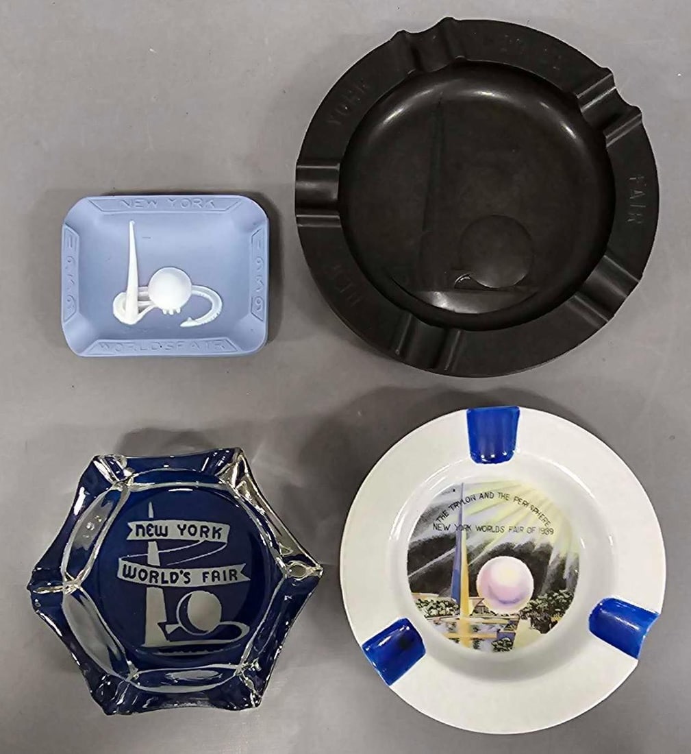 Four 1939 New York World's Fair ashtrays (1 of 9)