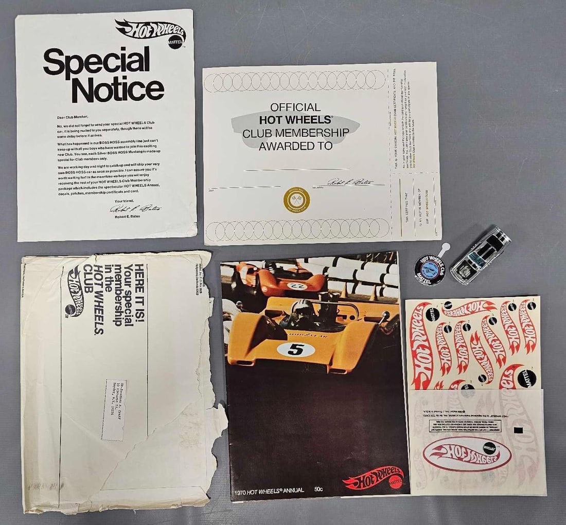 Redline Hot Wheels Club Membership in mailing envelope with chrome Boss Hoss (1 of 16)