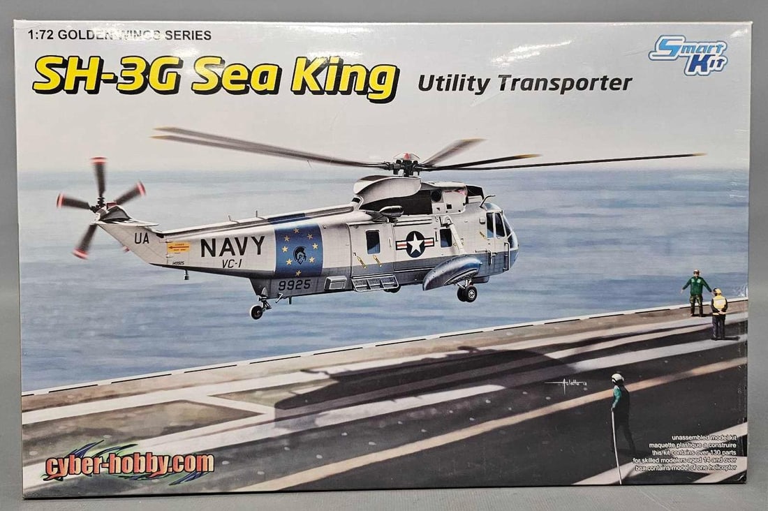 Factory sealed Dragon 1:72 Golden Wings Series SH-3G Sea King helicopter kit 5113: Factory sealed Dragon 1:72 Golden Wings Series SH-3G Sea King helicopter kit stock number 5113 mint condition as seen in the photos.
