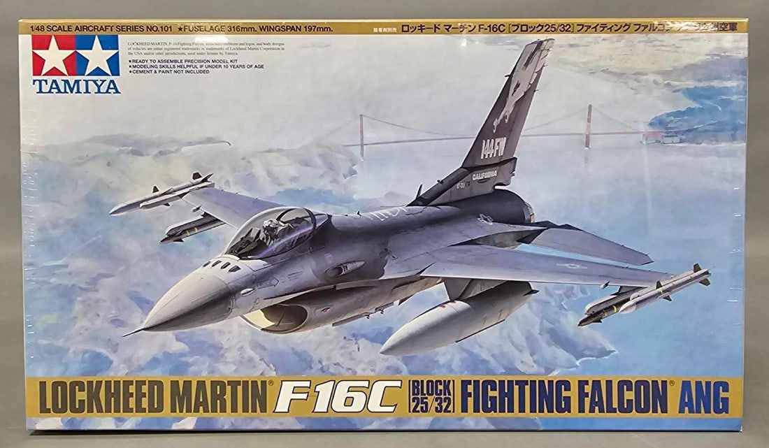 Factory sealed Tamiya 1:48 Lockheed F16C kit 4200: Factory sealed Tamiya 1:48 Lockheed F16C kit stock number 4200 mint as seen in the photos.
