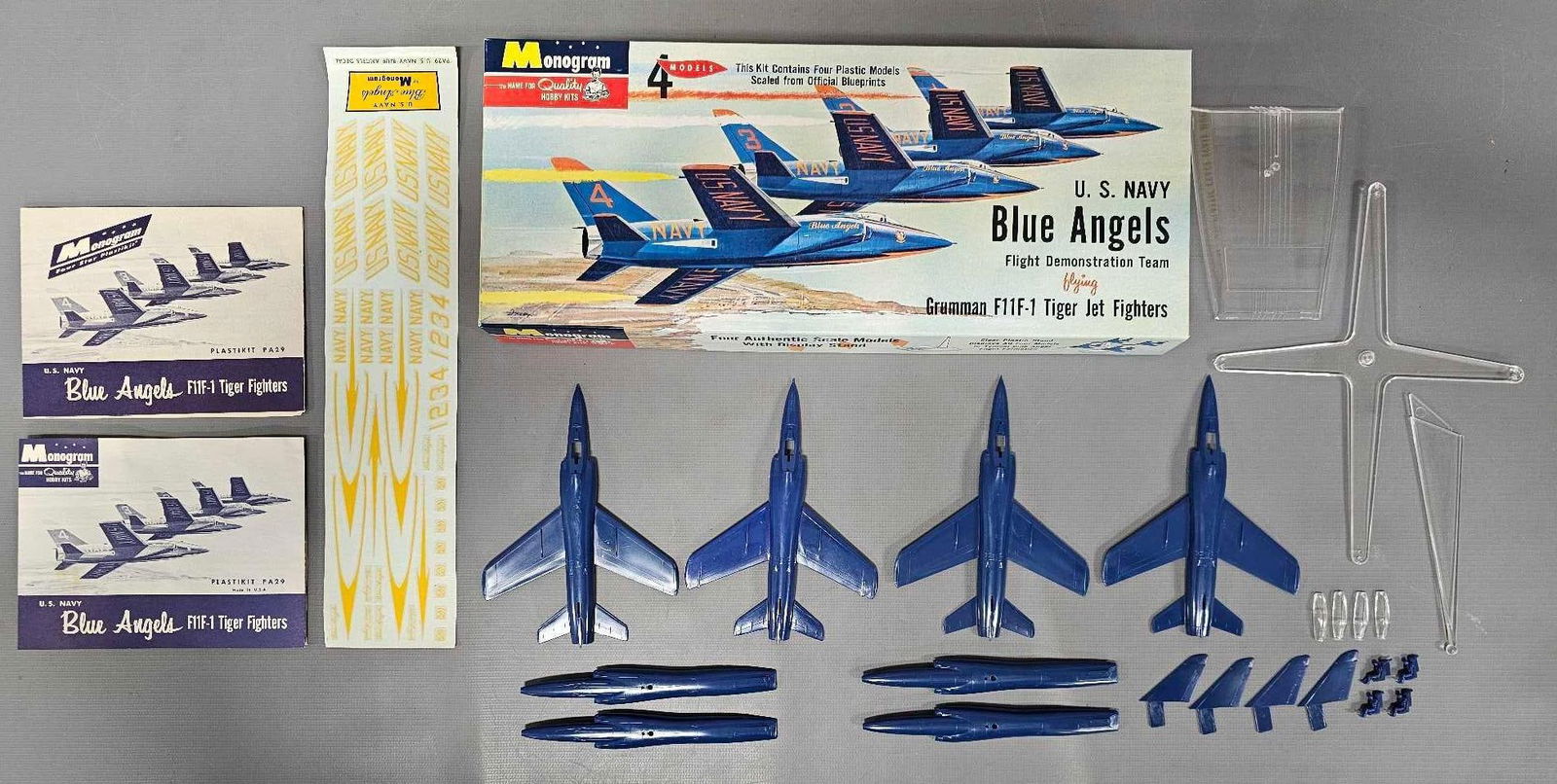 Monogram U.S. Navy Blue Angels Demonstration Team kit PA29 (1 of 6)