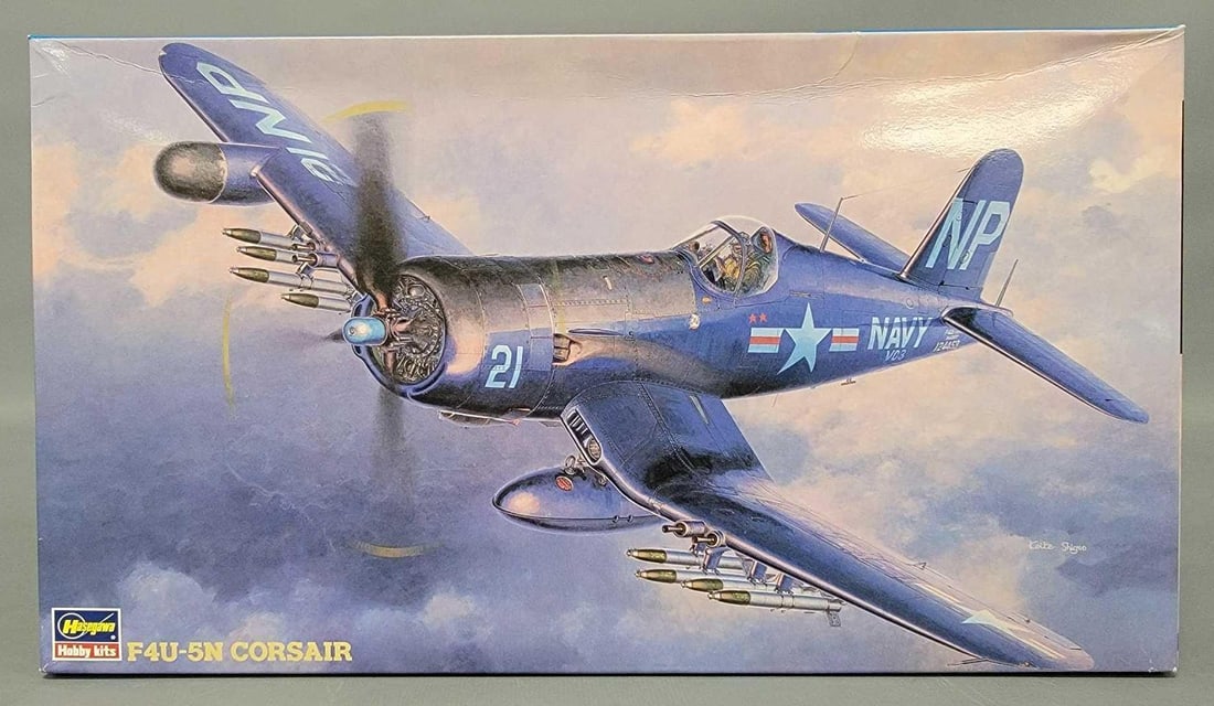 Hasegawa 1:48 F4U-5N kit 2200: Hasegawa 1:48 F4U-5N kit stock number JT75 2200 This is an open box, sealed bag kit with all parts accounted for and an original instruction sheet mint as seen in the photos.