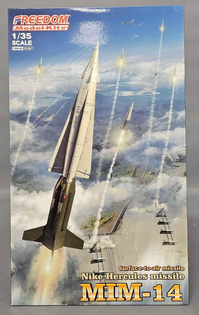 Factory sealed Freedom Models 1:35 Nike Hercules missile MIM-14 kit 15106 (1 of 6)