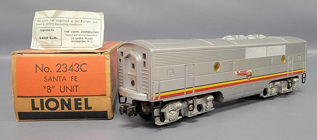 Lionel postwar O 2343C Santa Fe F-3 B unit in original box (1 of 12)