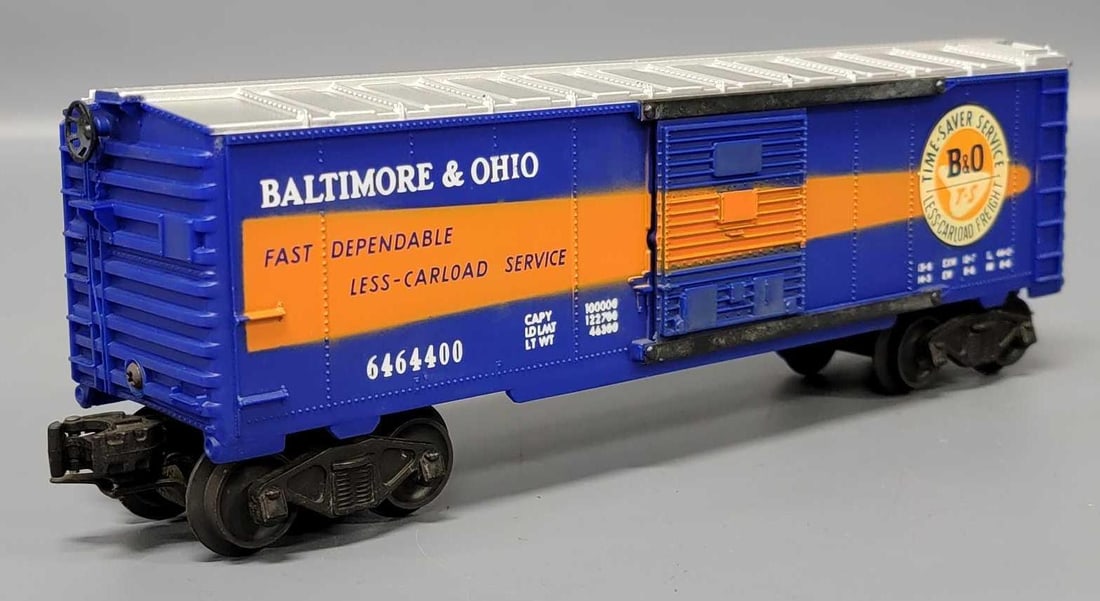 Unrun Lionel postwar O 6464-400 Baltimore & Ohio type IV box car (1 of 7)