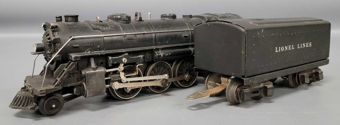 Lionel prewar O gauge 1666 steam locomotive with 2689T tender: Lionel prewar O gauge 1666 steam locomotive with 2689T tender, C6-7 as seen in the photos.
