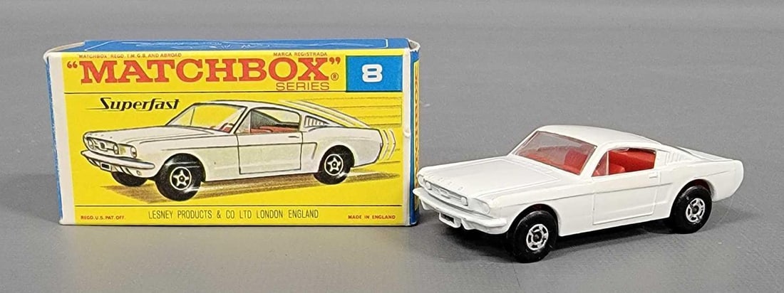 Matchbox transitional Superfast 8 Ford Mustang in a F1 box (1 of 11)