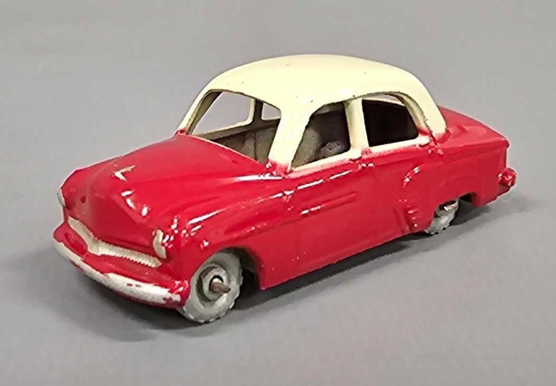 Matchbox Vauxhall without box (1 of 7)