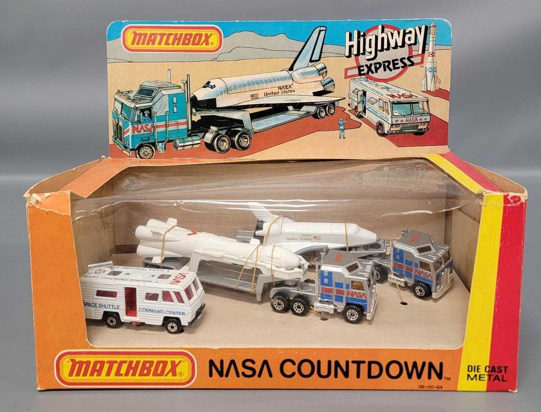 Matchbox Highway Express NASA Countdown in original box (1 of 7)