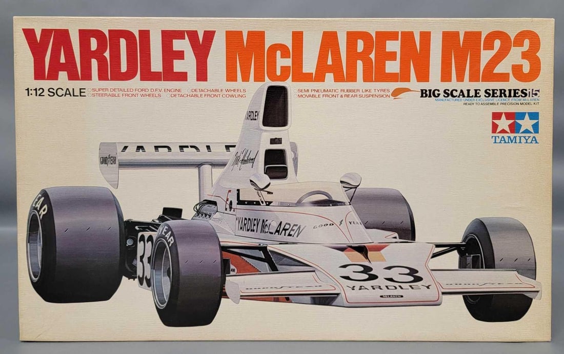 Tamiya 1/12 Yardley McLaren M23 Big Scale No 15 in original box kit 1217: Tamiya 1/12 scale Yardley McLaren M23 Big Scale No 15 in original box kit stock number BS 1217 in open box without decals in excellent condition as seen in the photos.