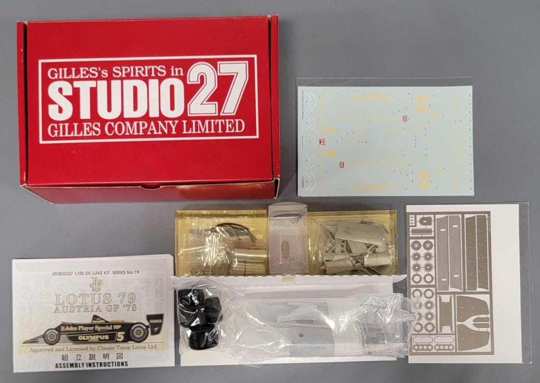 Studio 27 1/20 Lotus 79 Austria GP car in original box kit 25800 (1 of 6)