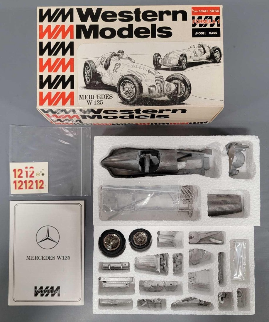 Western Models 1/24 Mercedes W125 Metal model in original box kit WF5 (1 of 3)