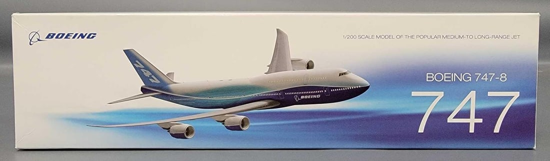 Hogan Wings 1/200 Boeing 747 in original box: Hogan Wings 1/200 scale Boeing 747 8 in excellent condition in original open box with all parts accounted for as seen in the photos.